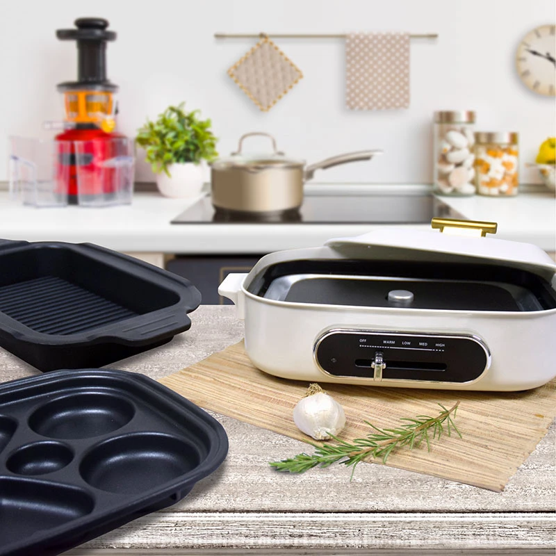 multi cooker with accessories